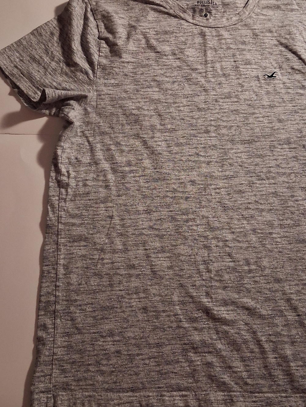 Mens Hollister Heather Light Gray Crew Neck Tee
